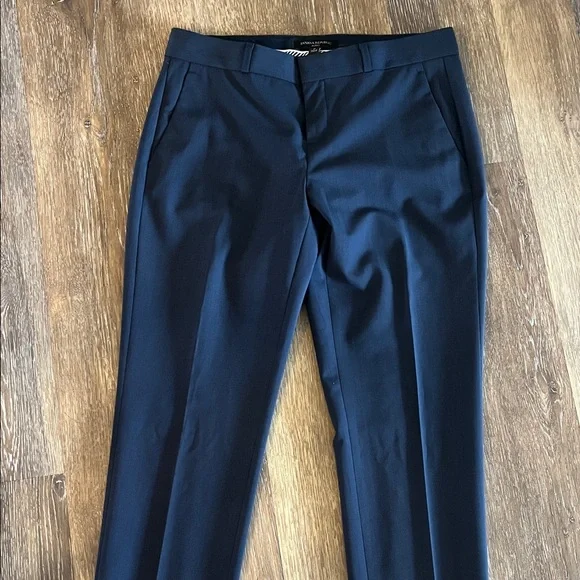 Women’s Banana Republic AveryNavy Pants - Picture 6 of 11